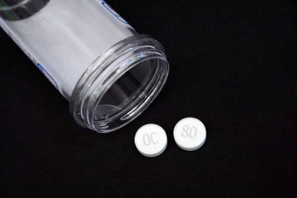 OxyContin - The Pill that Kills